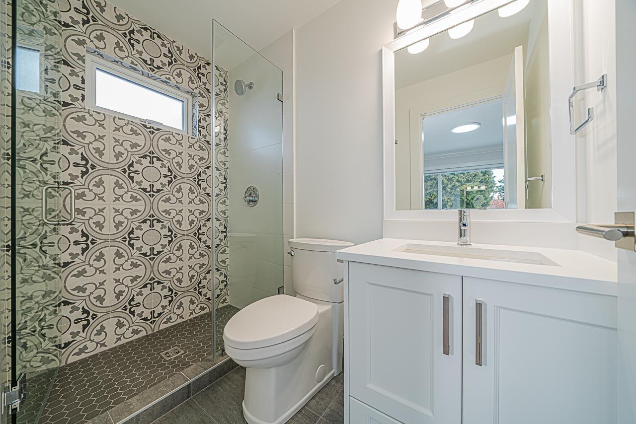14611 105a Avenue, Surrey, British Columbia  V3R 5X8 - Photo 14 - R2894818