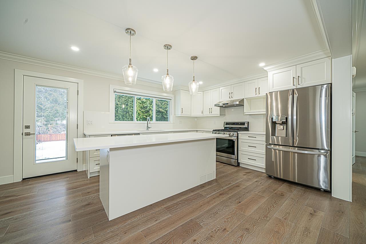 14611 105a Avenue, Surrey, British Columbia  V3R 5X8 - Photo 8 - R2894818