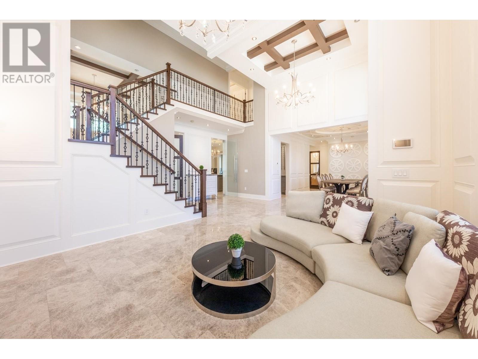 Listing Picture 4 of 33 : 8700 MINLER ROAD, Richmond / 烈治文 - 魯藝地產 Yvonne Lu Group - MLS Medallion Club Member