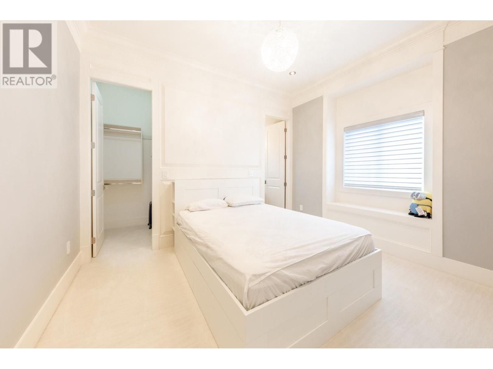 Listing Picture 31 of 33 : 8700 MINLER ROAD, Richmond / 烈治文 - 魯藝地產 Yvonne Lu Group - MLS Medallion Club Member