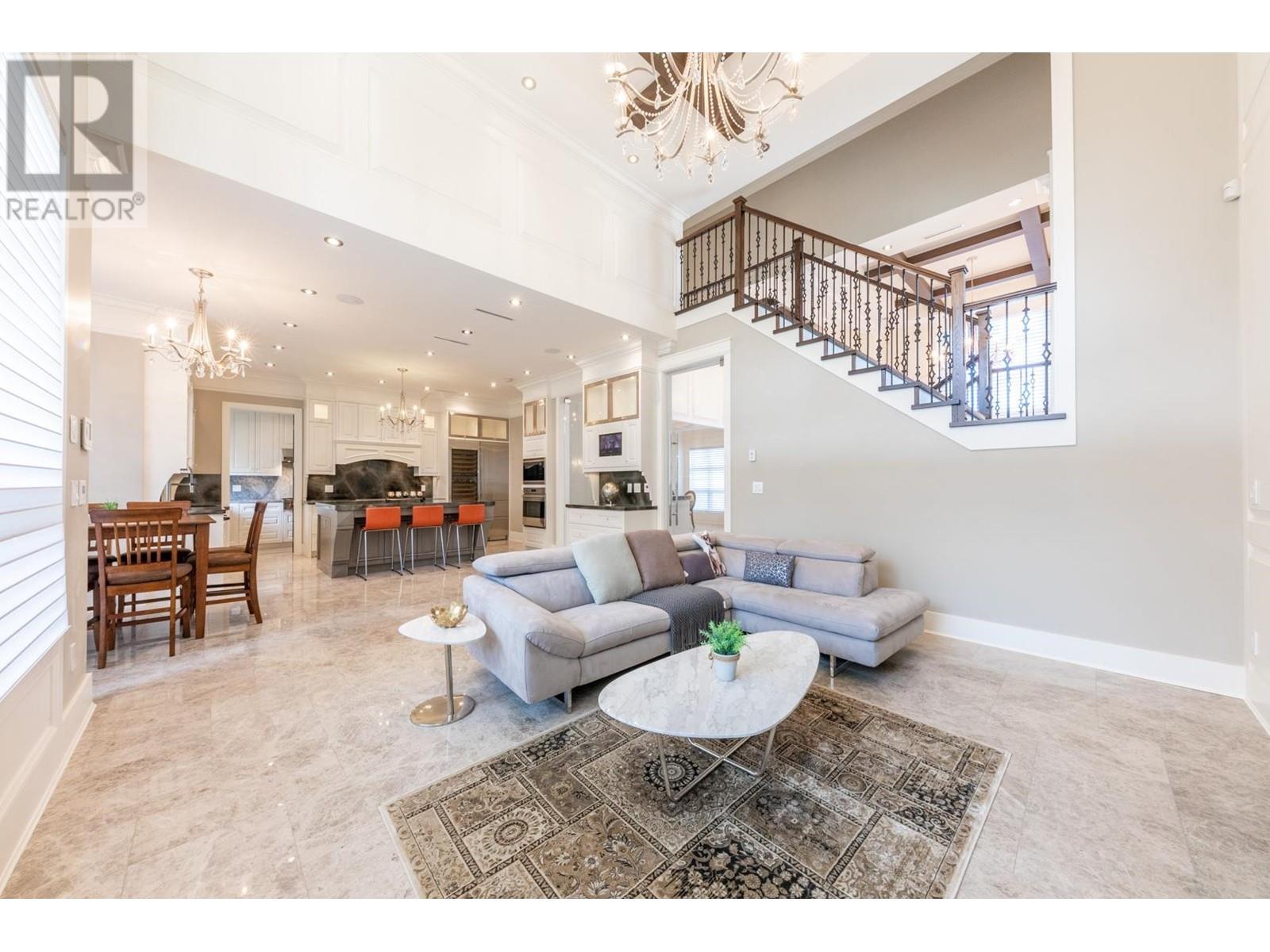 Listing Picture 11 of 33 : 8700 MINLER ROAD, Richmond / 烈治文 - 魯藝地產 Yvonne Lu Group - MLS Medallion Club Member