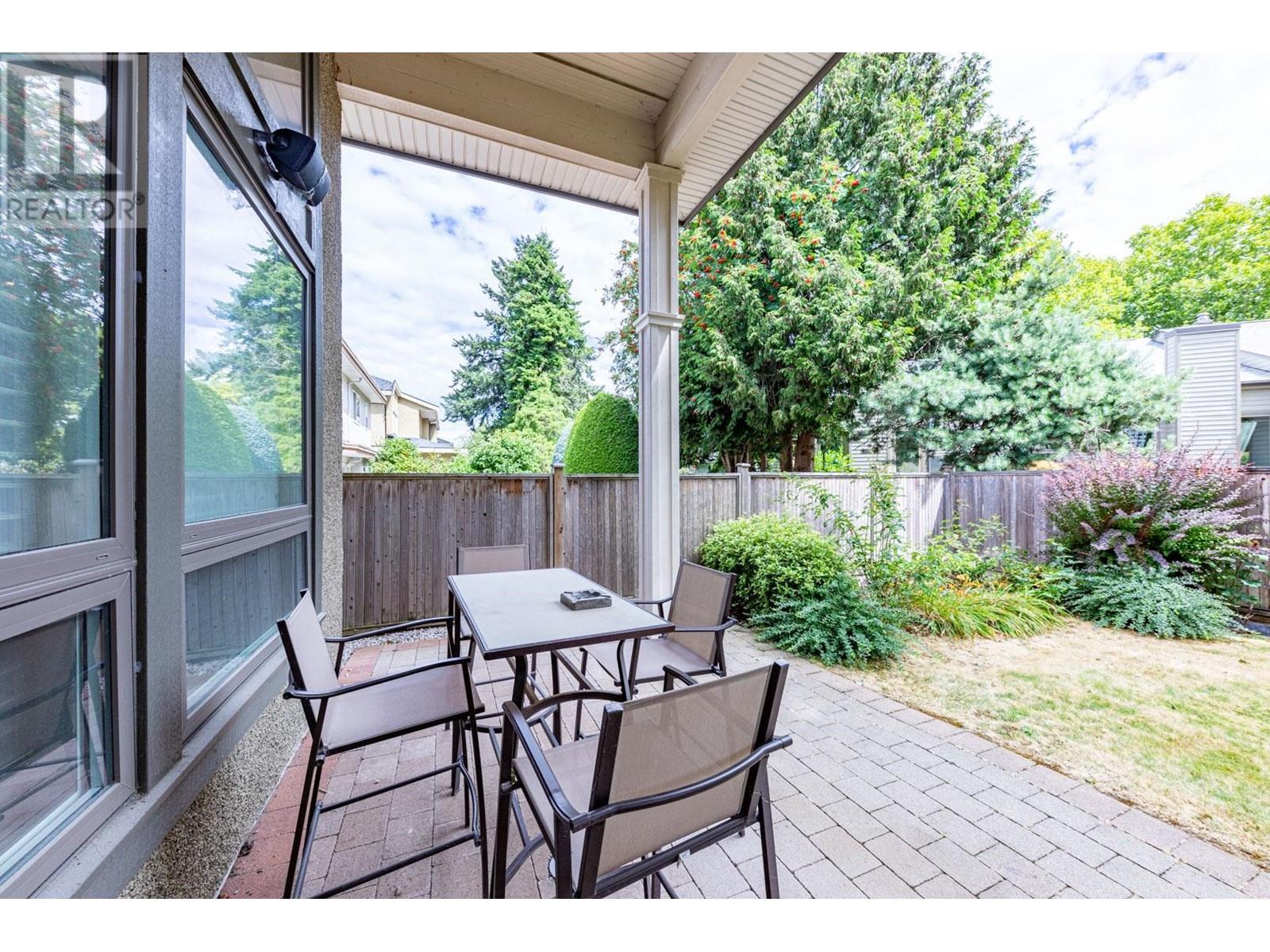 Listing Picture 32 of 33 : 8700 MINLER ROAD, Richmond / 烈治文 - 魯藝地產 Yvonne Lu Group - MLS Medallion Club Member