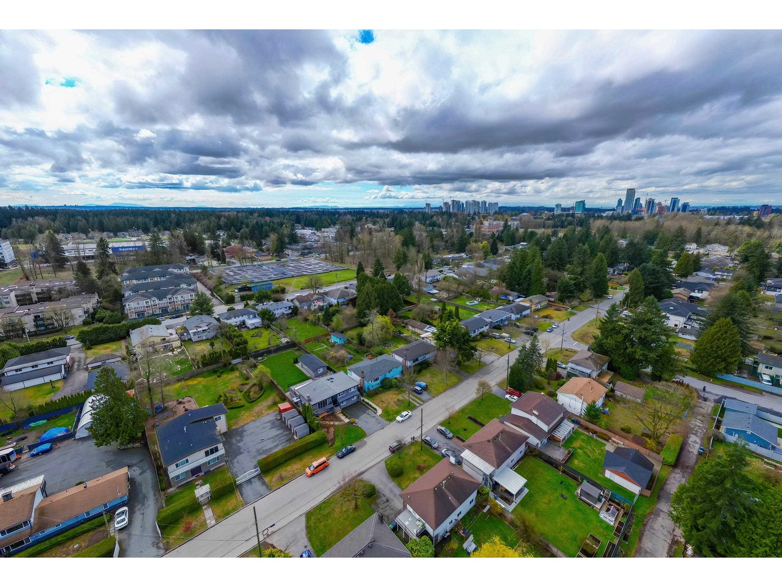 Property at 14599 105A AVENUE image 3