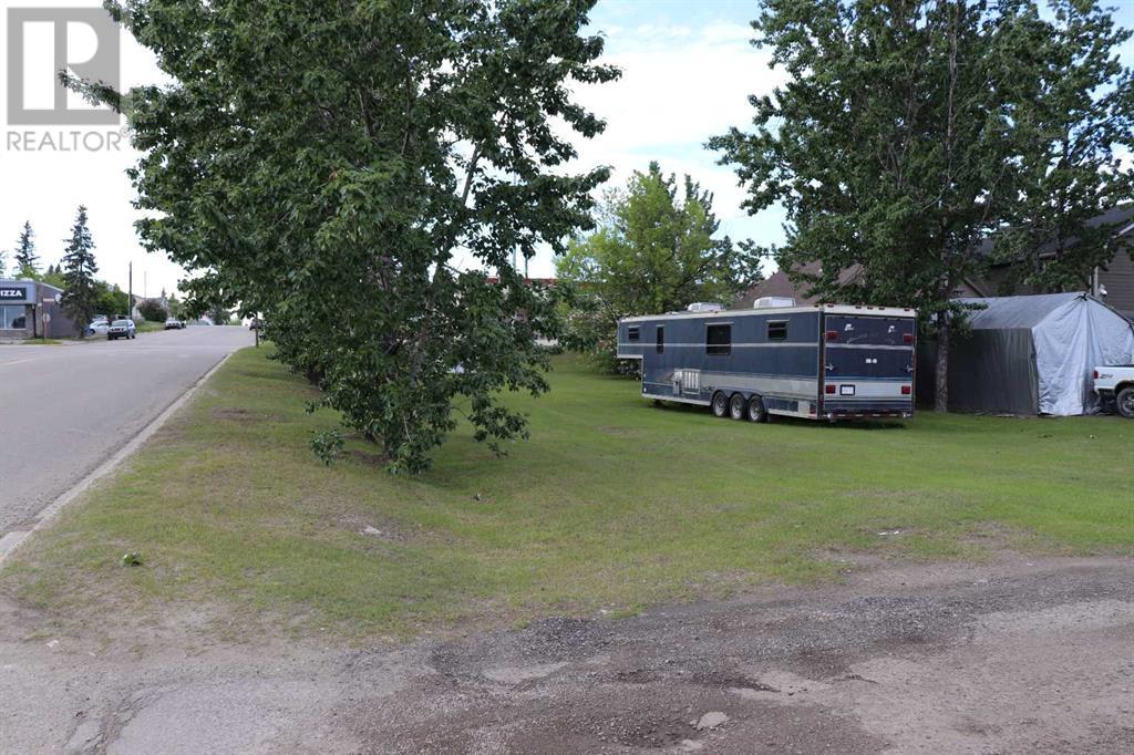 4839 4 Avenue, Edson, Alberta T7E 1V5 - Photo 4 - A2107037