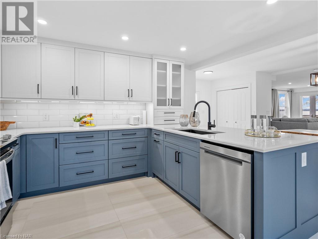 616 Lakeshore Road, Fort Erie, Ontario  L2A 1B6 - Photo 11 - 40575176