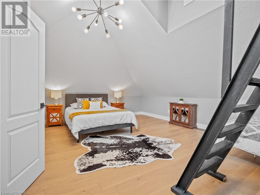 616 Lakeshore Road, Fort Erie, Ontario  L2A 1B6 - Photo 24 - 40575176