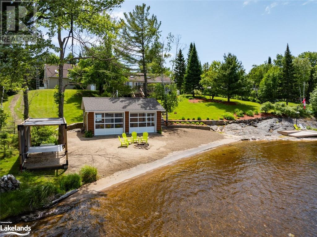 283 Road, McKellar, Ontario P2A 0B5 (27050427) Bay