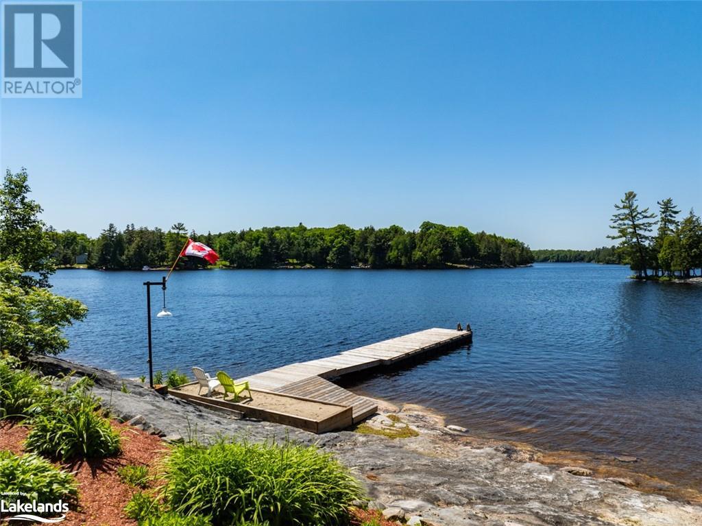 283 Road, McKellar, Ontario P2A 0B5 (27050427) Bay