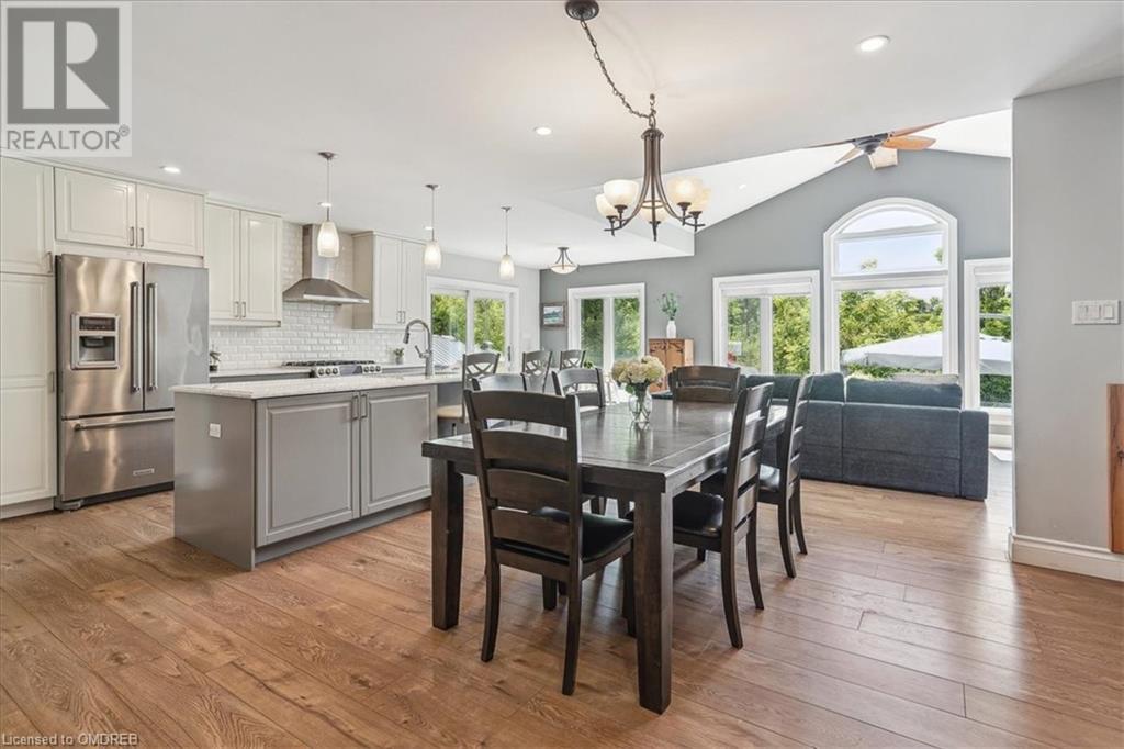 556 Parkside Drive E, Waterdown, Ontario  L8B 0G7 - Photo 5 - 40588795