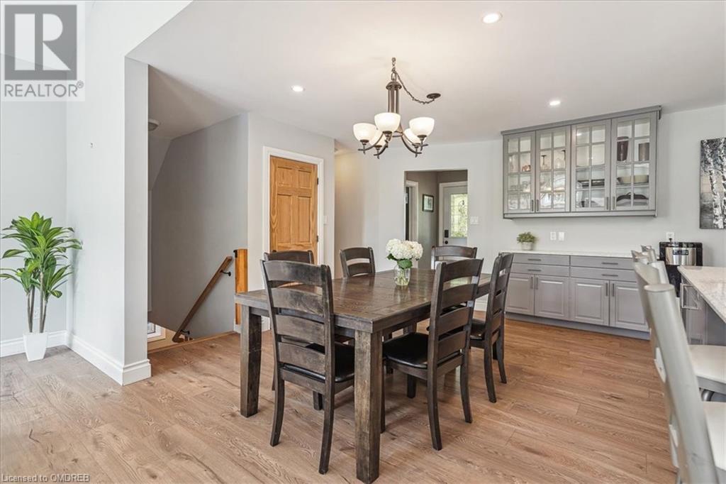 556 Parkside Drive E, Waterdown, Ontario  L8B 0G7 - Photo 8 - 40588795