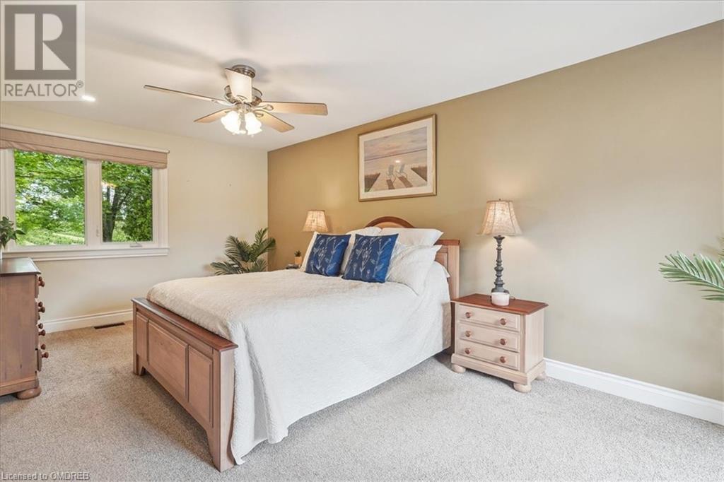 556 Parkside Drive E, Waterdown, Ontario  L8B 0G7 - Photo 22 - 40588795