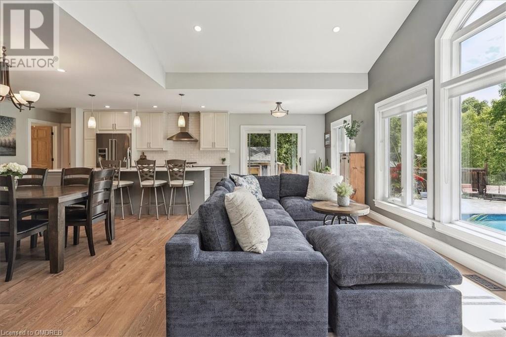 556 Parkside Drive E, Waterdown, Ontario  L8B 0G7 - Photo 11 - 40588795