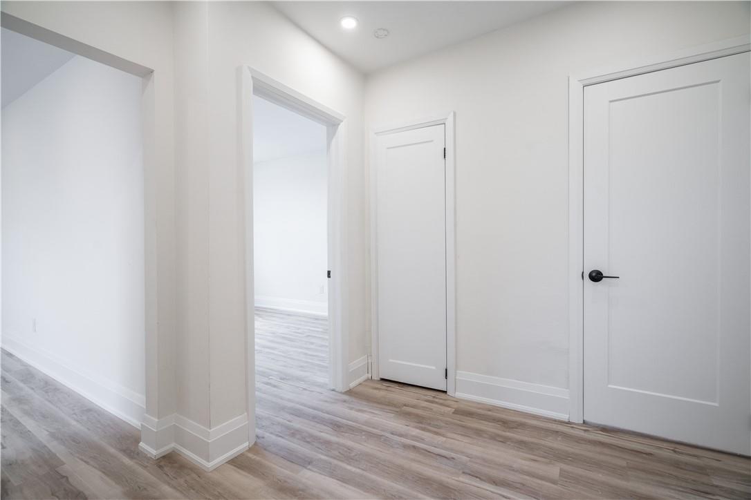 611 Concession Street, Unit #5, Hamilton, Ontario  L8V 1B4 - Photo 2 - H4197460