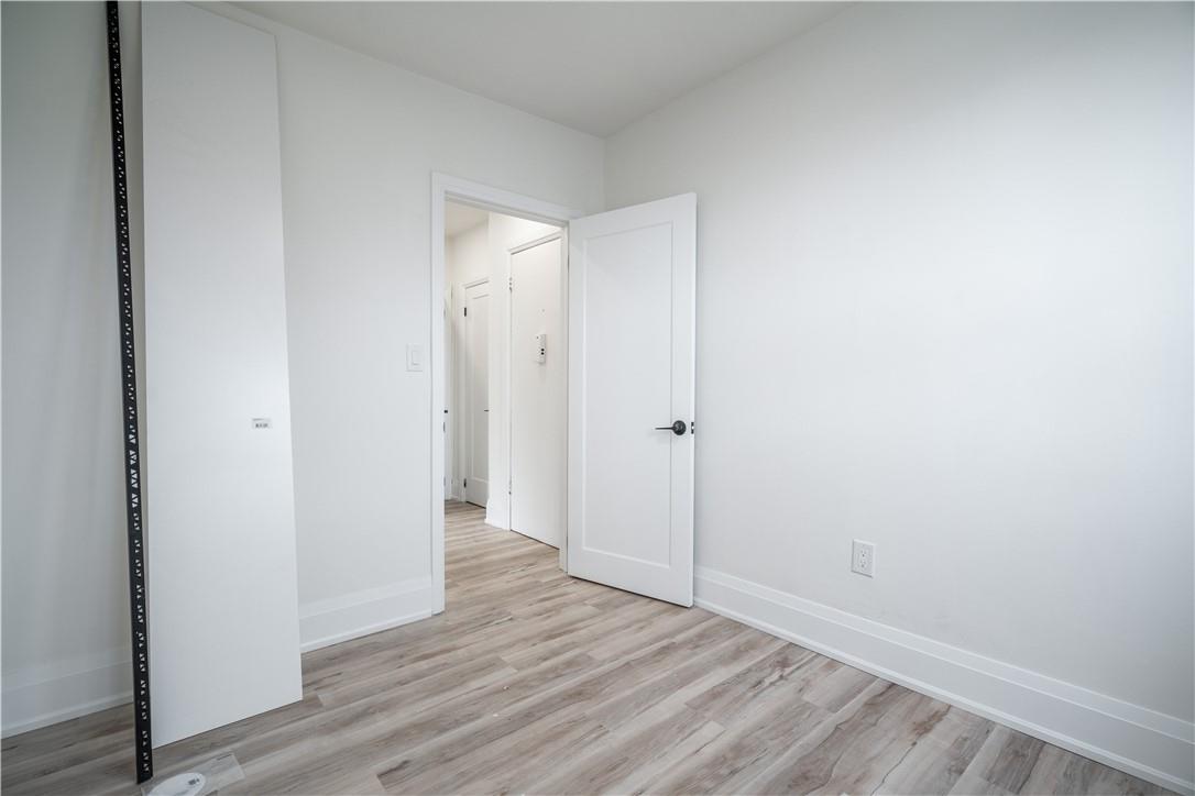 611 Concession Street, Unit #3, Hamilton, Ontario  L8V 1B4 - Photo 9 - H4197461