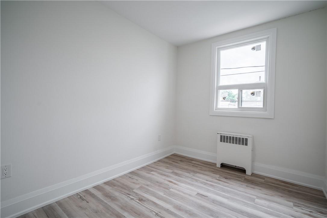 611 Concession Street, Unit #4, Hamilton, Ontario  L8V 1B4 - Photo 9 - H4197459