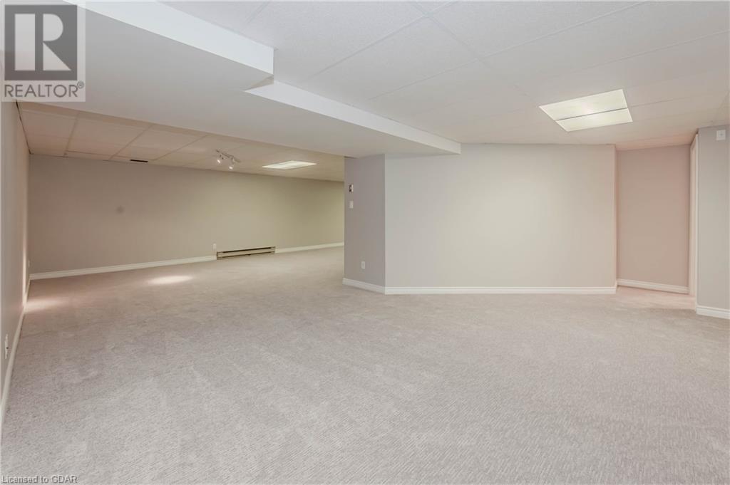 35 White Pine Way, Guelph, Ontario  N1G 4X7 - Photo 26 - 40606813
