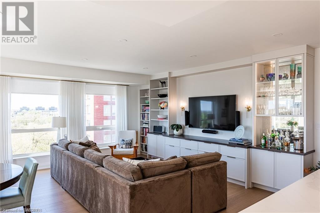 50 Old Mill Road Unit# 704, Oakville, Ontario  L6J 7W1 - Photo 10 - 40606938