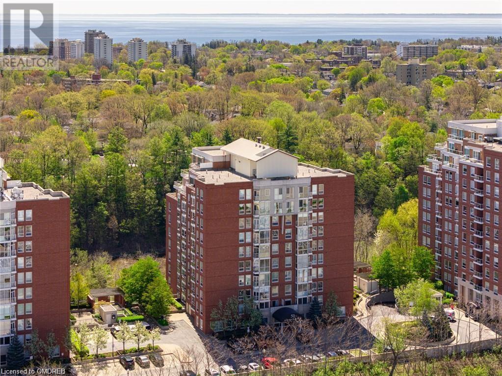 50 Old Mill Road Unit# 704, Oakville, Ontario  L6J 7W1 - Photo 3 - 40606938
