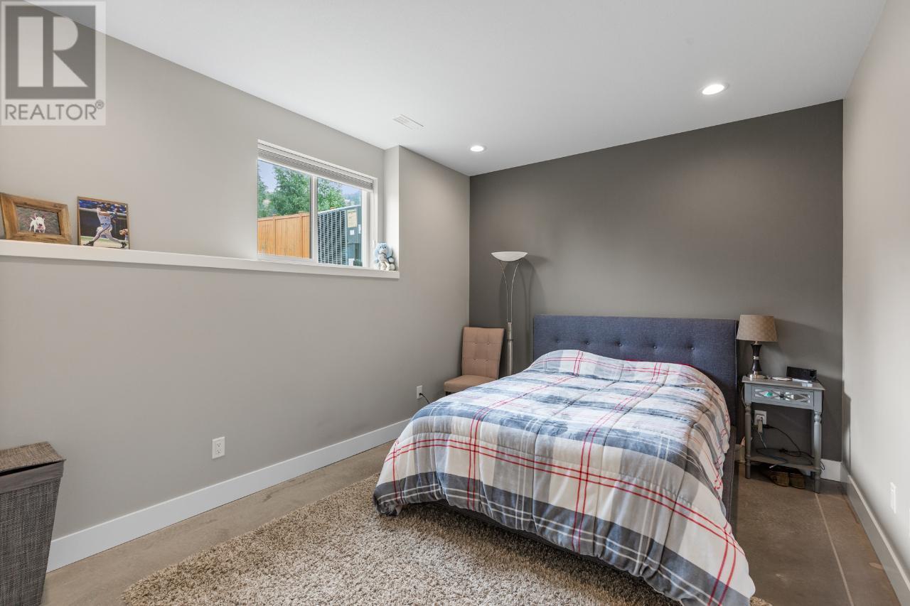 1990 Qu'appelle Blvd, Kamloops, British Columbia  V2E 0C1 - Photo 41 - 179285