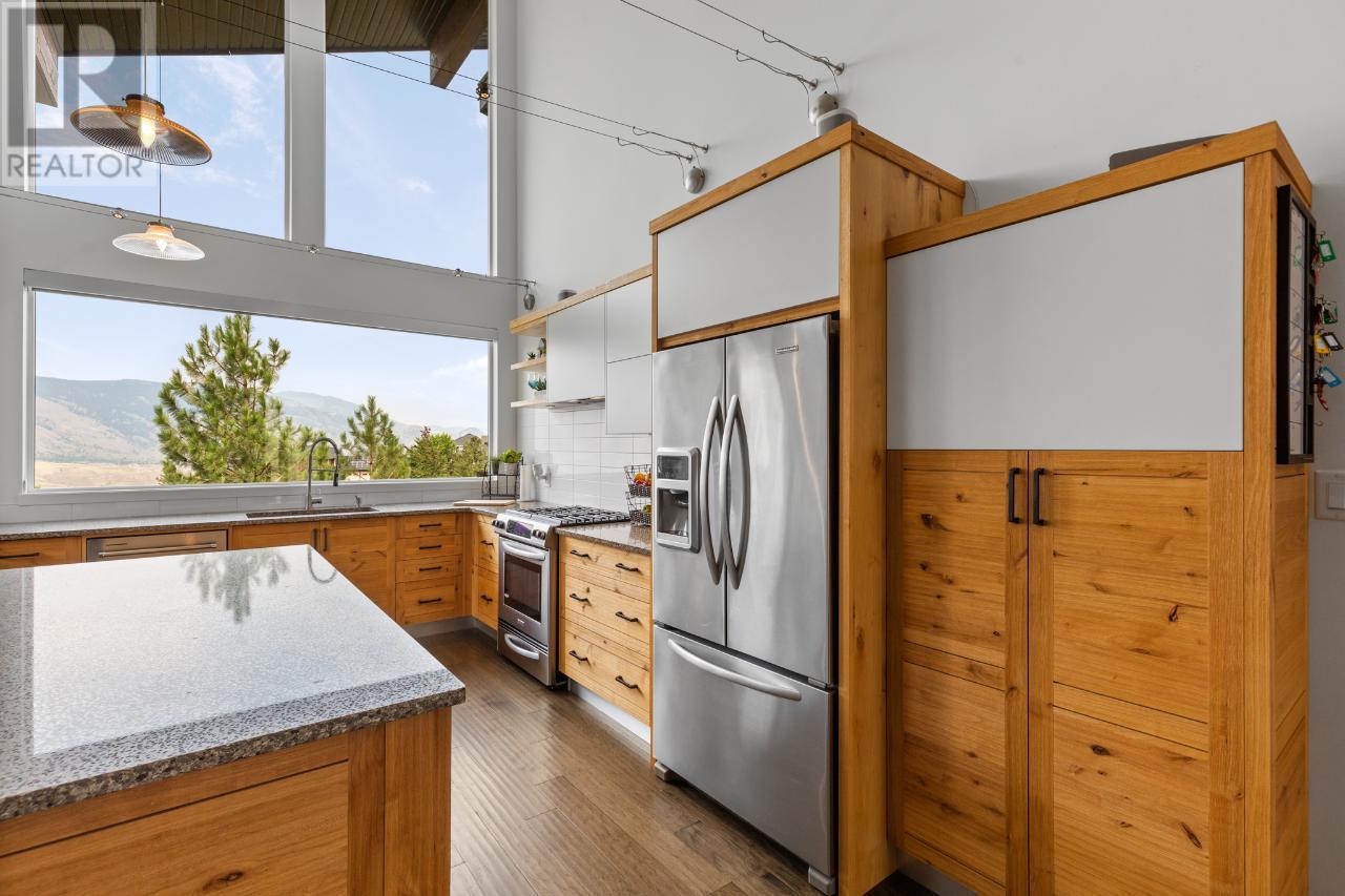 1990 Qu'appelle Blvd, Kamloops, British Columbia  V2E 0C1 - Photo 7 - 179285