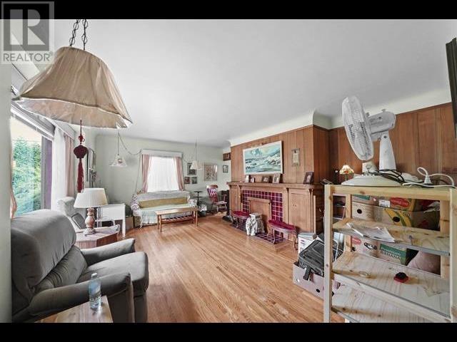 Property at 5712 CROWN STREET image 3