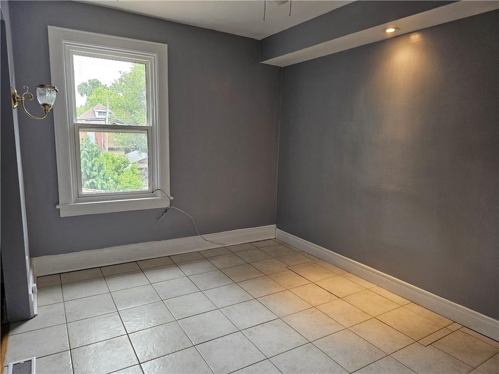 212 Balmoral Avenue S, Hamilton, Ontario  L8M 3K4 - Photo 13 - H4197124