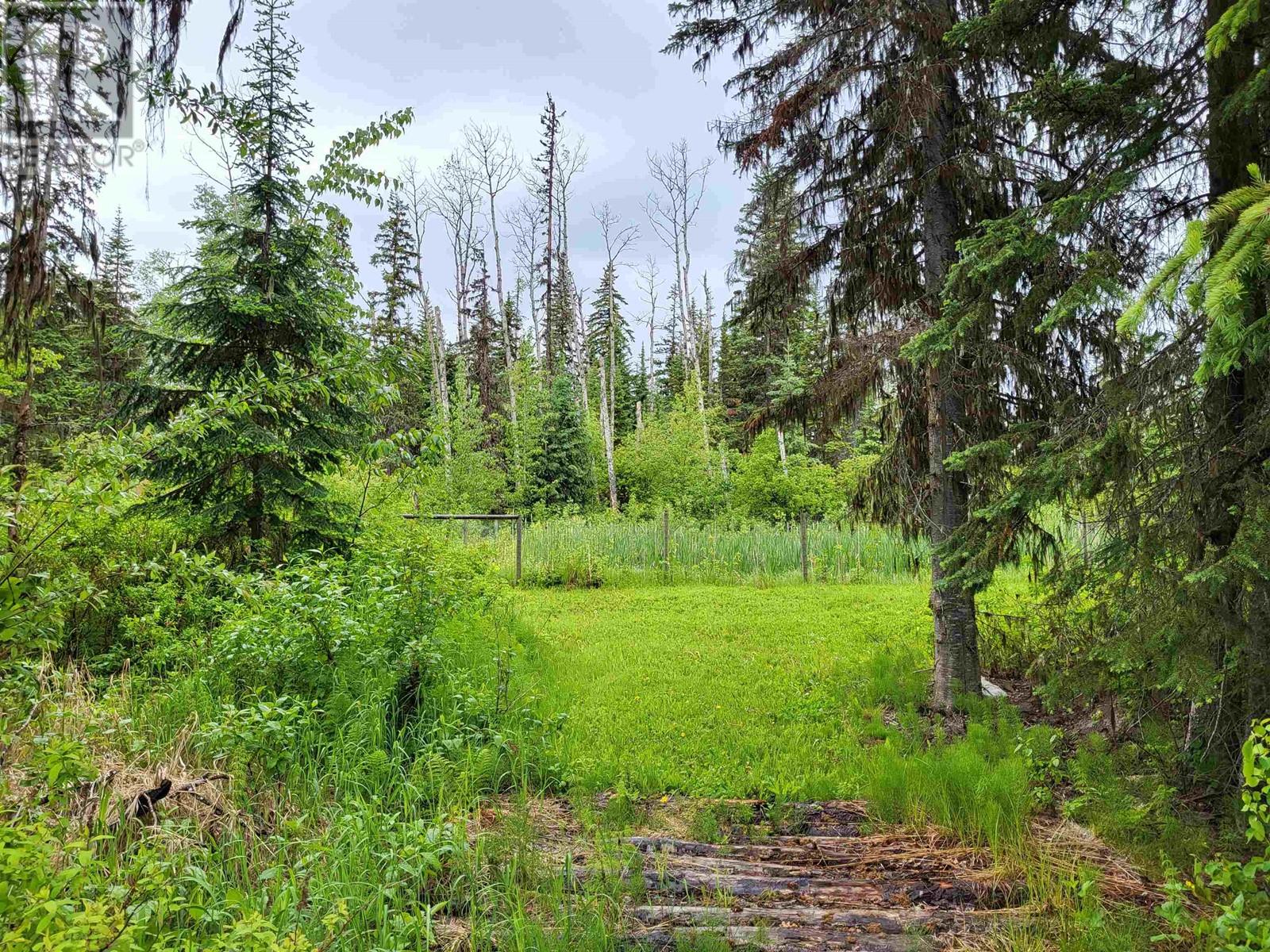 17530 E Perry Road, Prince British Columbia V2K 5E3 (27051657