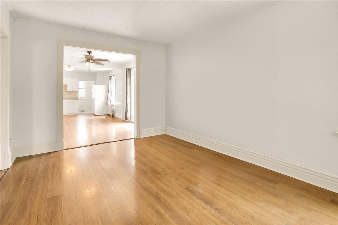 5468 Glenholme Avenue, Niagara Falls, Ontario  L2G 4X9 - Photo 6 - H4194203