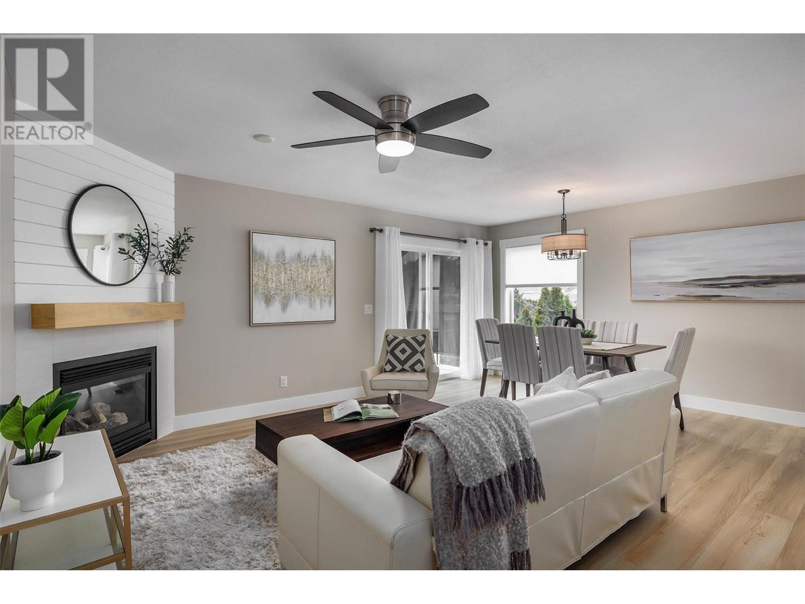 Property at 1009 Hudson Road image 3
