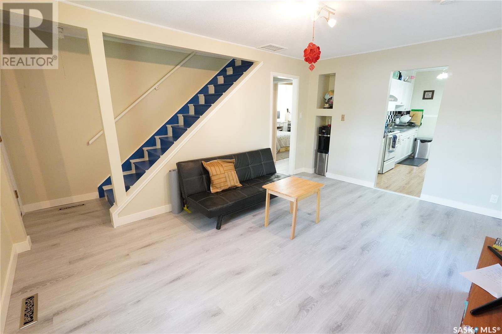 Property at 838 RETALLACK STREET image 3