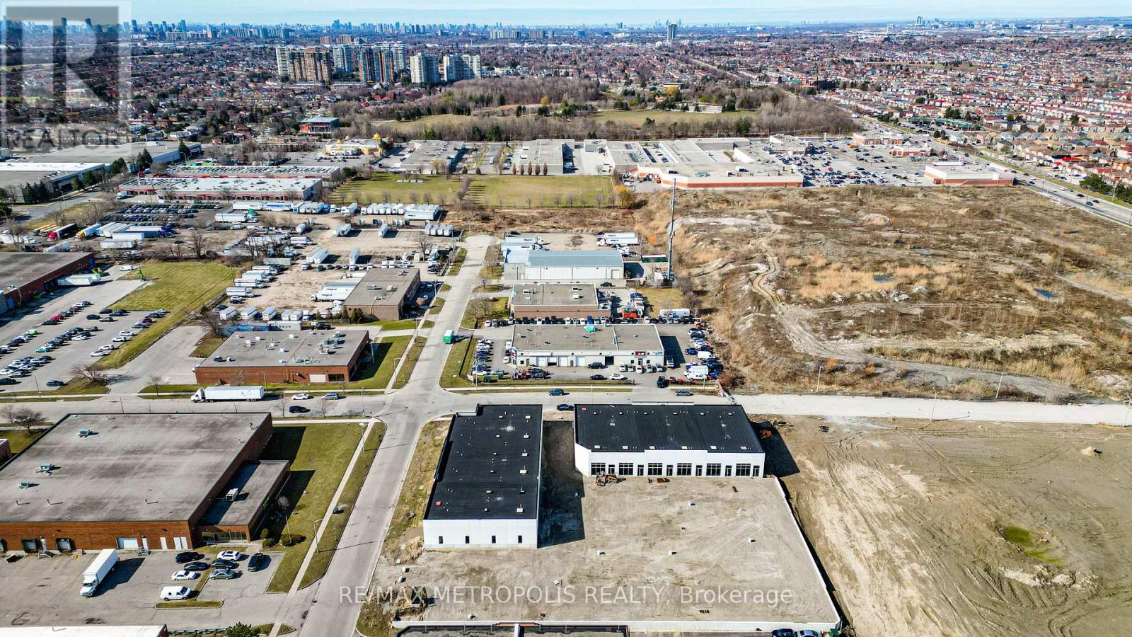 B5 - 95 State Crown Boulevard, Toronto, Ontario  M1V 0A2 - Photo 12 - E8450482
