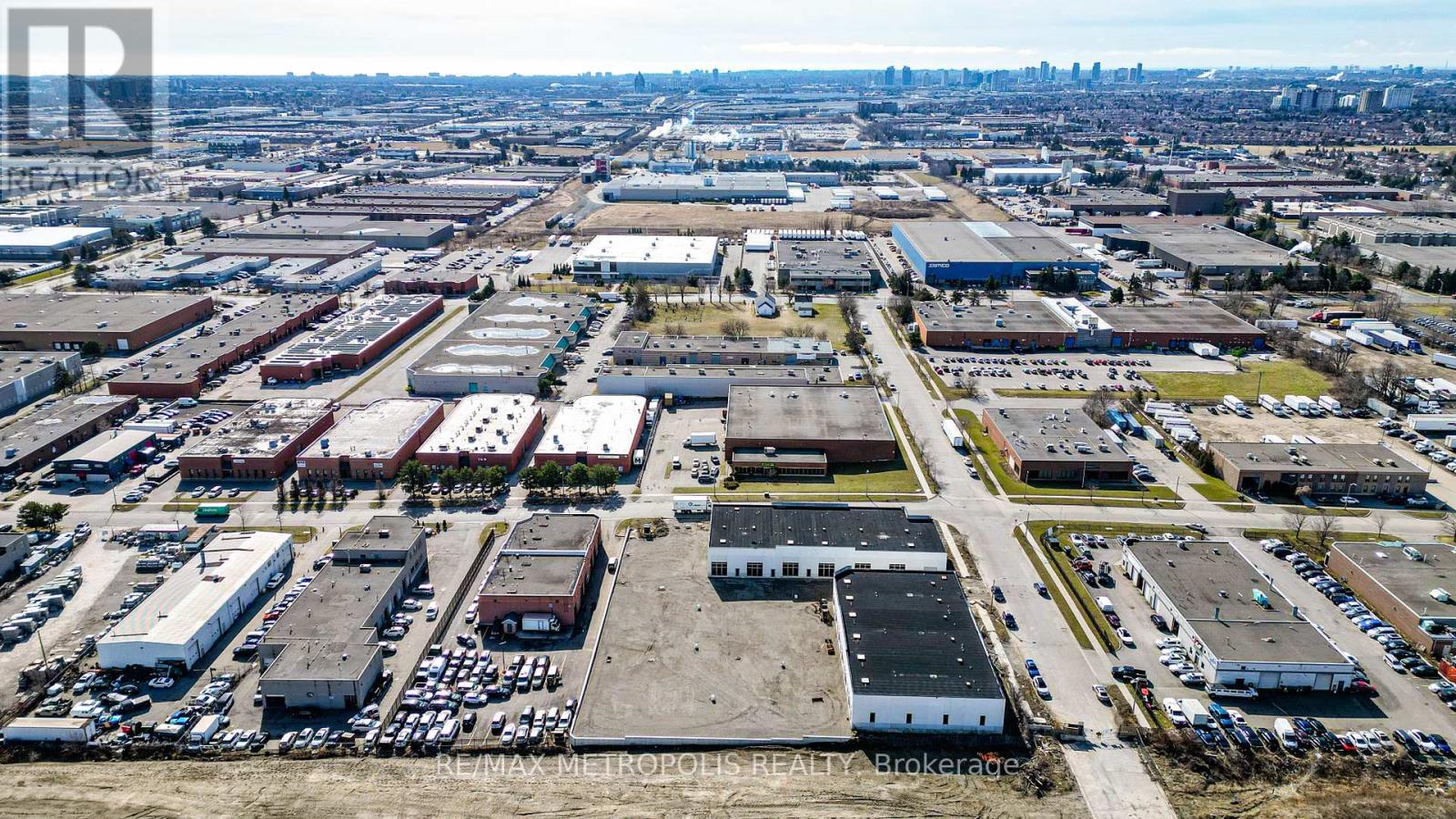 B5 - 95 State Crown Boulevard, Toronto, Ontario  M1V 0A2 - Photo 13 - E8450482