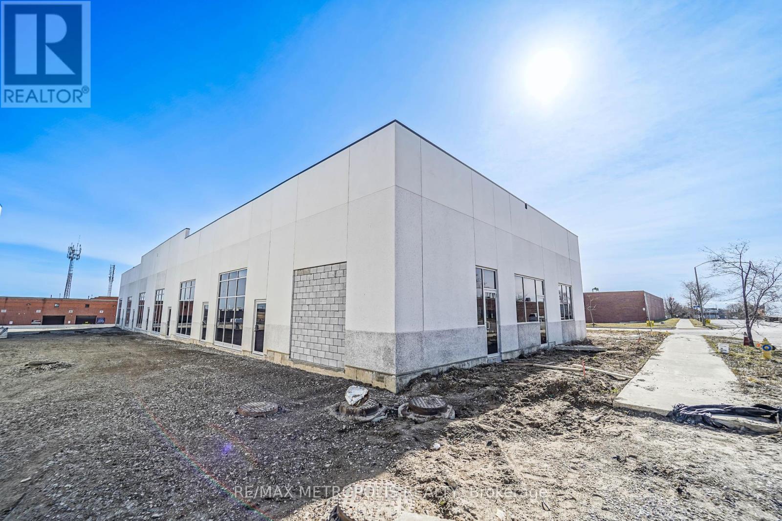 B5 - 95 State Crown Boulevard, Toronto, Ontario  M1V 0A2 - Photo 24 - E8450482