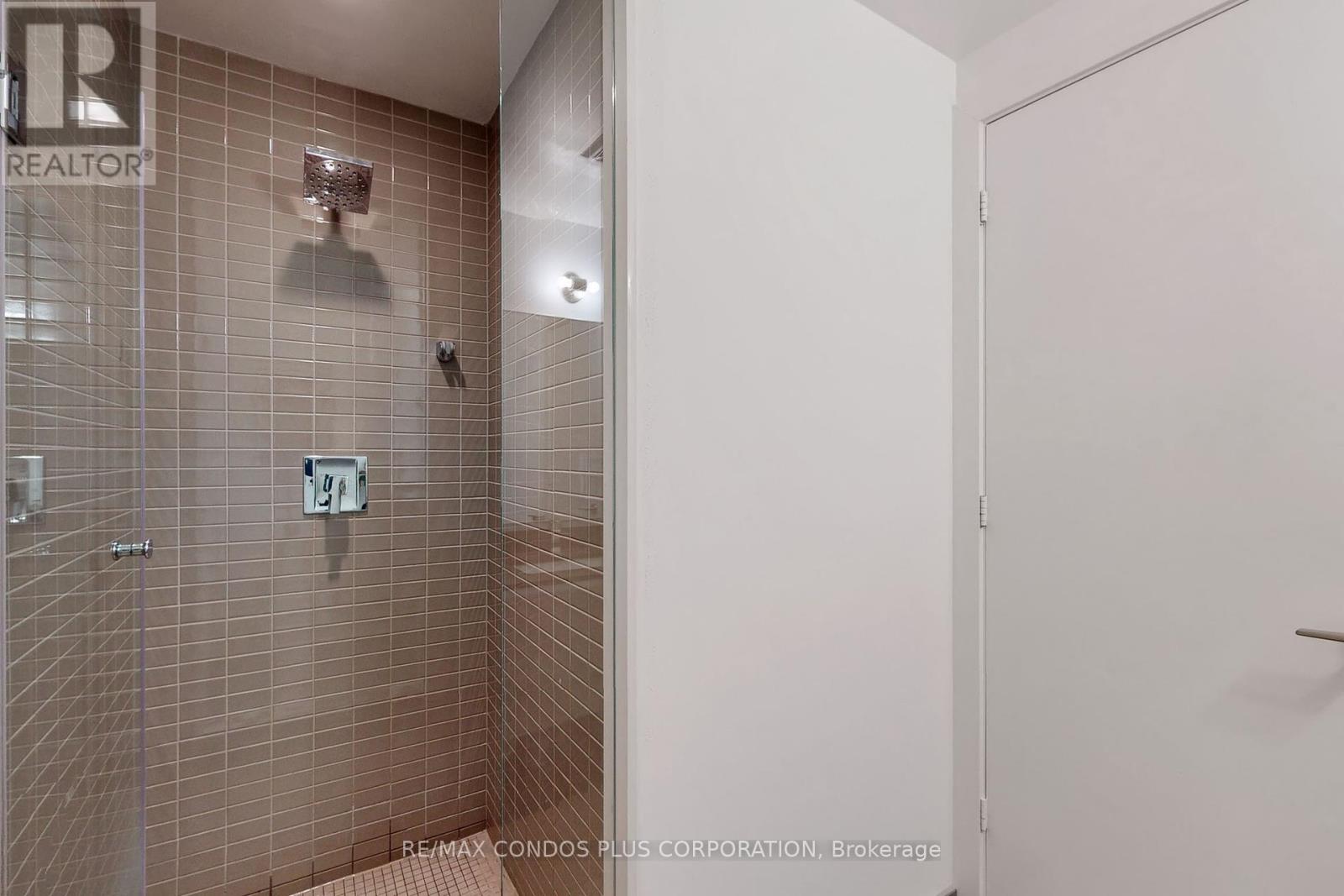 2105 - 200 Bloor Street W, Toronto (Annex), Ontario  M5S 0B1 - Photo 26 - C8418164