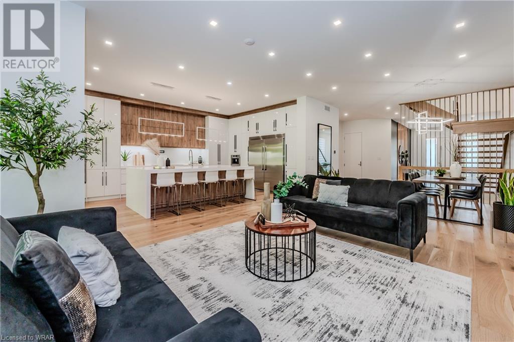 320 Otterbein Road, Kitchener, Ontario  N2B 0A7 - Photo 11 - 40607550