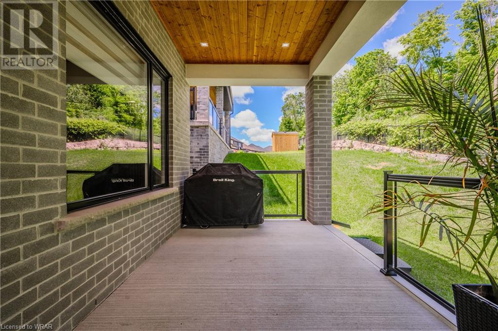 320 Otterbein Road, Kitchener, Ontario  N2B 0A7 - Photo 43 - 40607550