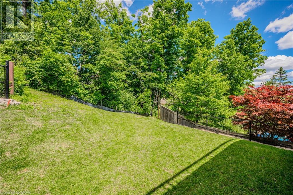 320 Otterbein Road, Kitchener, Ontario  N2B 0A7 - Photo 44 - 40607550