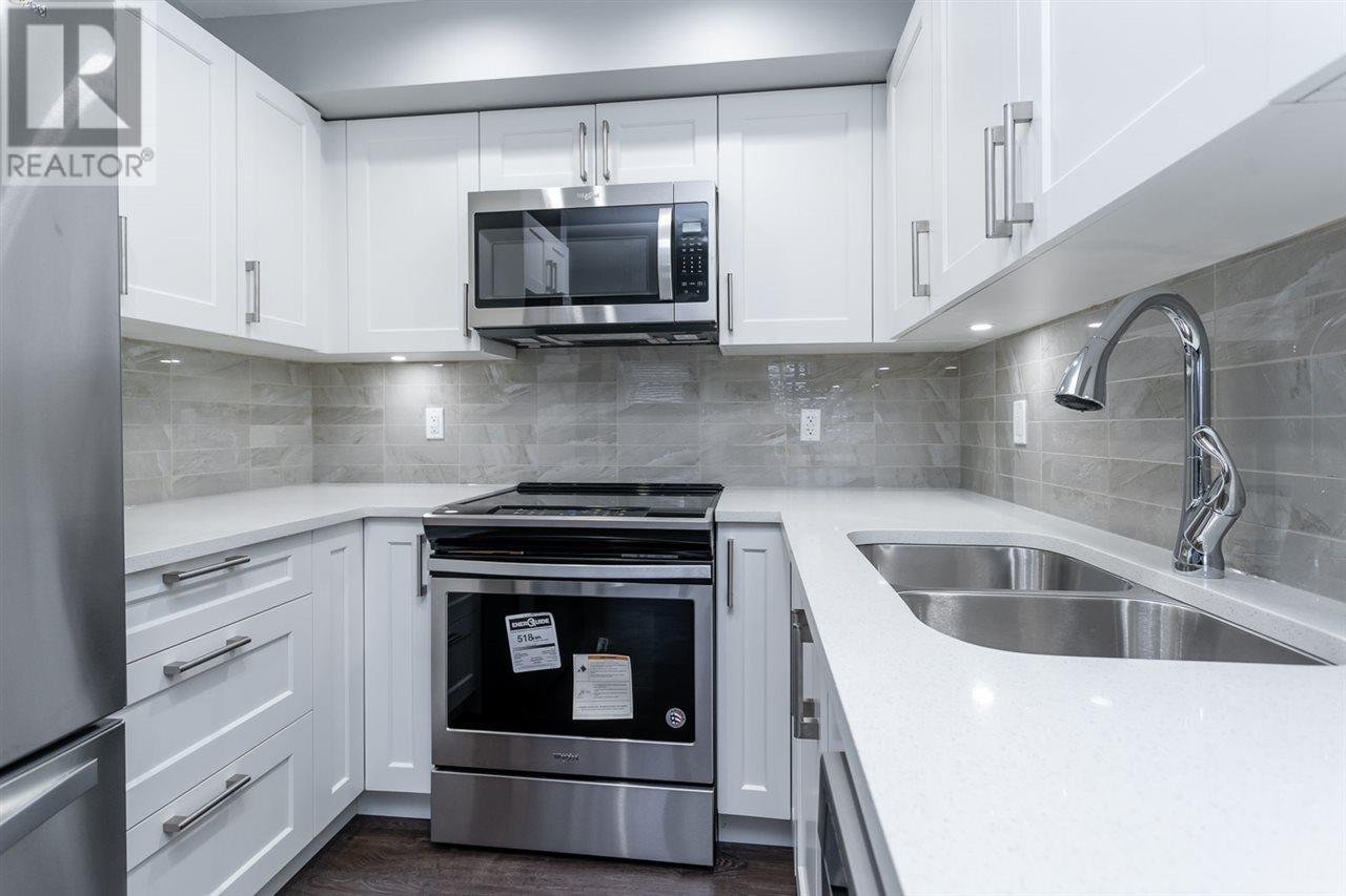 305 1990 Westminster Avenue, Port Coquitlam, British Columbia  V3B 1E8 - Photo 5 - R2895626