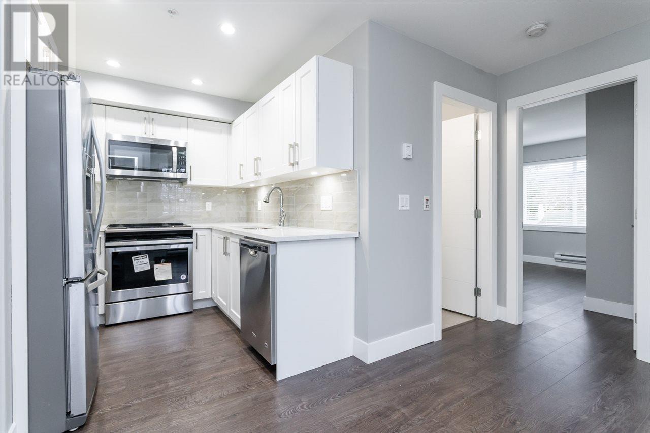 305 1990 Westminster Avenue, Port Coquitlam, British Columbia  V3B 1E8 - Photo 8 - R2895626