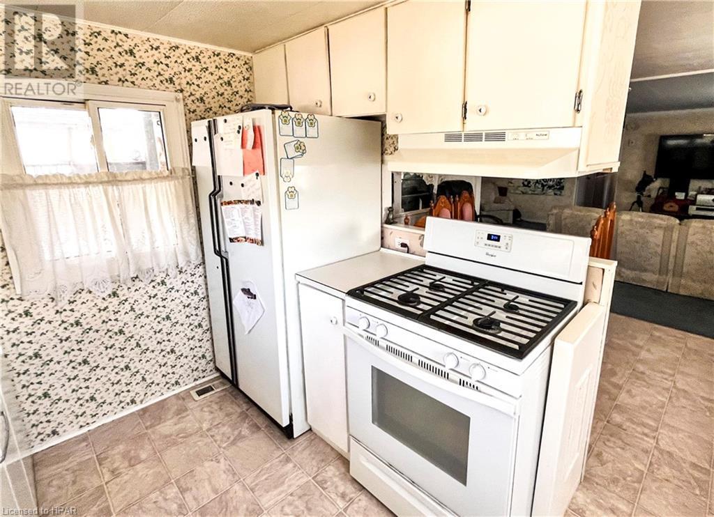 4 Bloomsbury Drive, Ashfield-Colborne-Wawanosh, Ontario  N7A 3Y3 - Photo 6 - 40556422