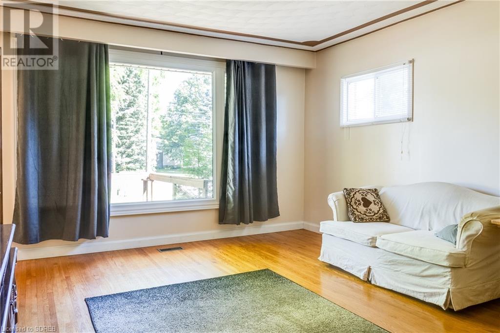 24 Hillcrest Avenue, Simcoe, Ontario  N3Y 4K6 - Photo 6 - 40607358