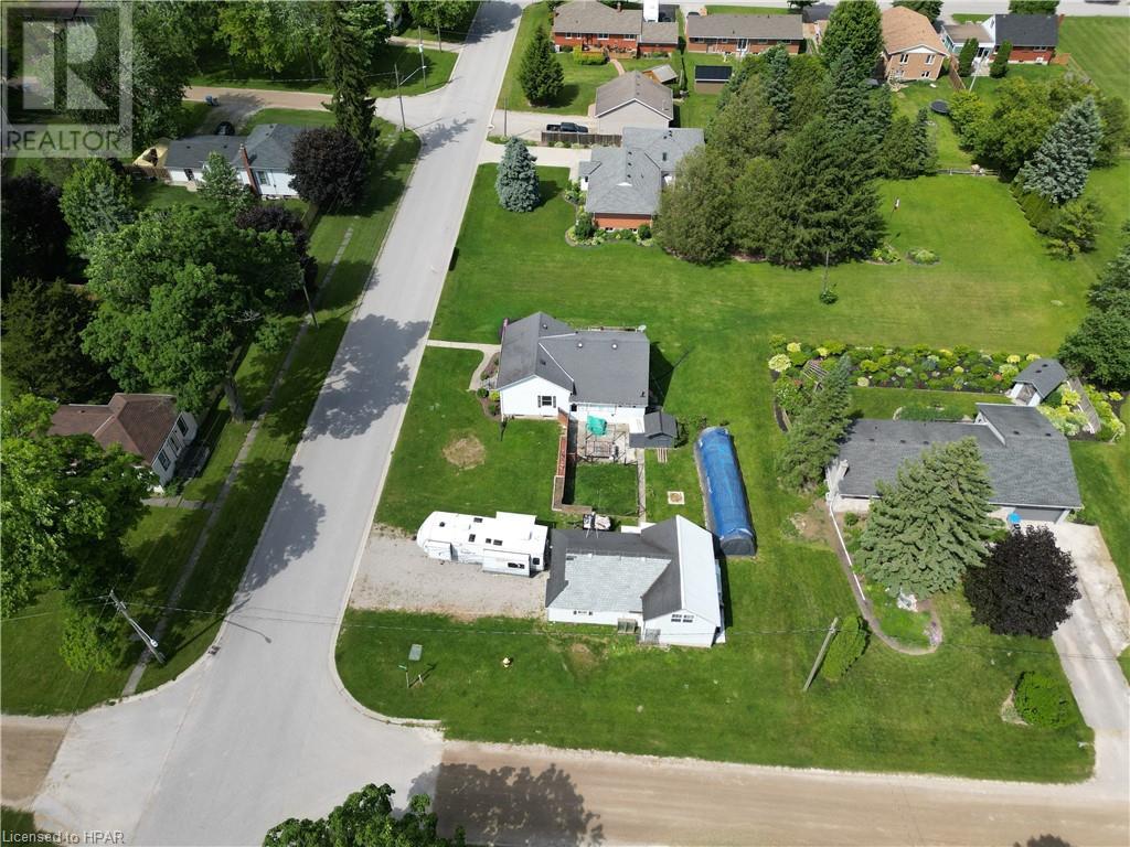 9 William Street, Egmondville, Ontario  N0K 1G0 - Photo 3 - 40602346