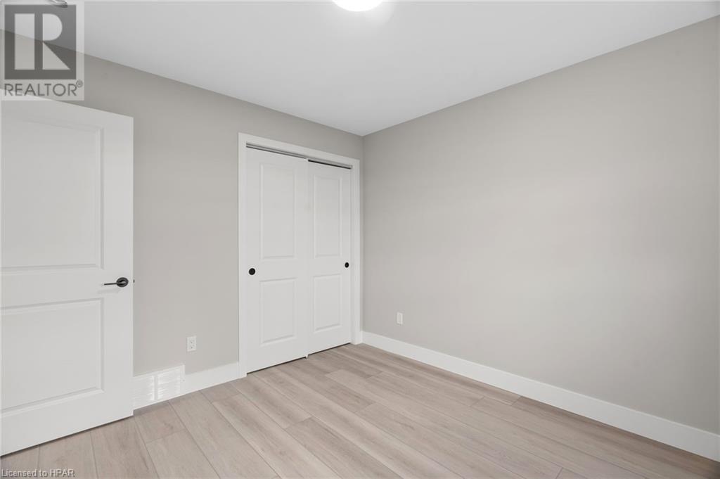 135 Victoria Avenue E, Crediton, Ontario  N0M 1M0 - Photo 7 - 40603760