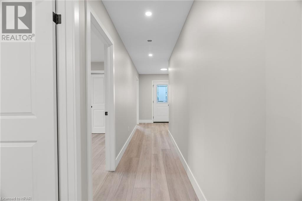 135 Victoria Avenue E, Crediton, Ontario  N0M 1M0 - Photo 12 - 40603760