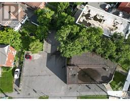 1049 MERIVALE ROAD