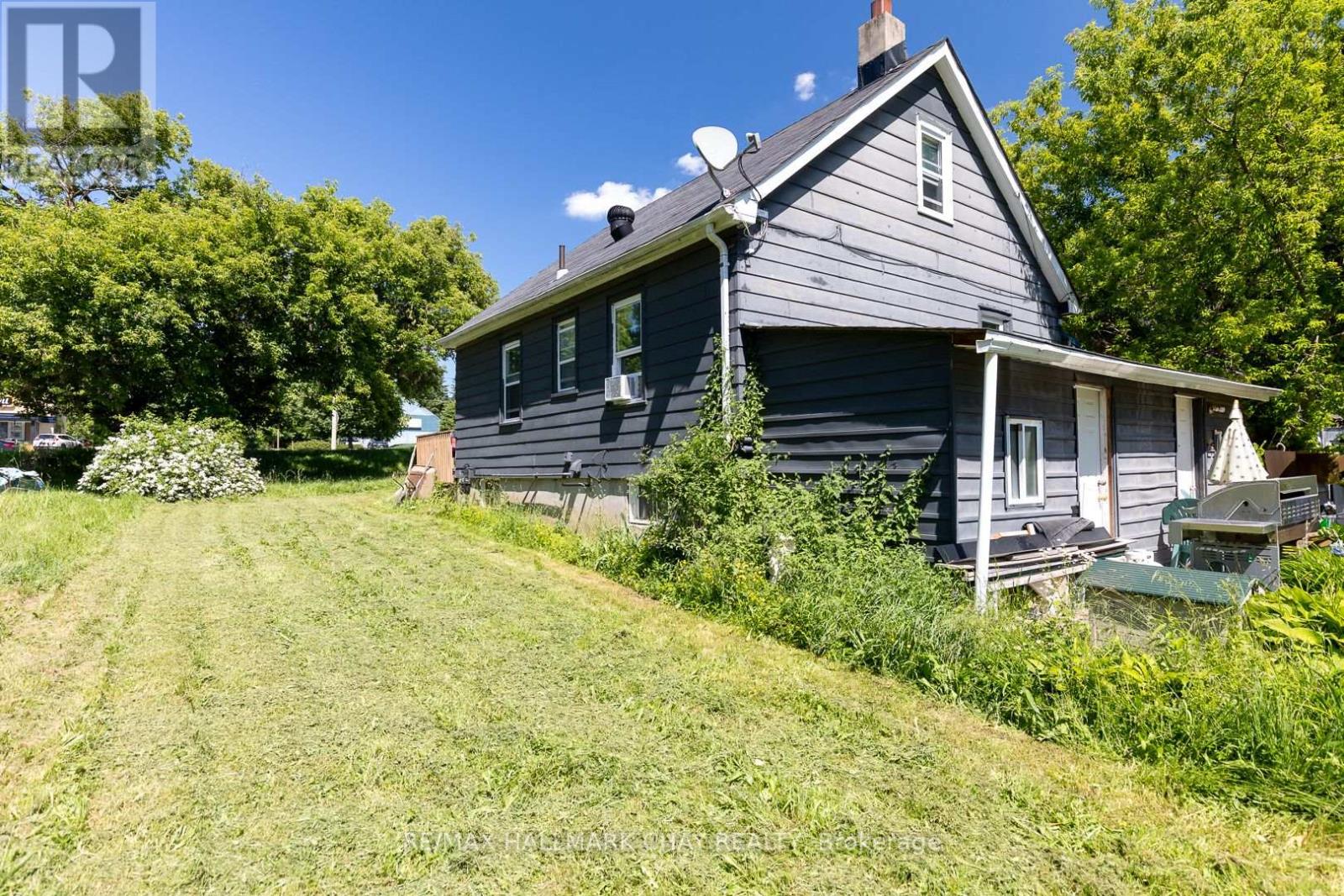 374 Yonge Street, Barrie, Ontario  L4N 4C8 - Photo 11 - S8452470