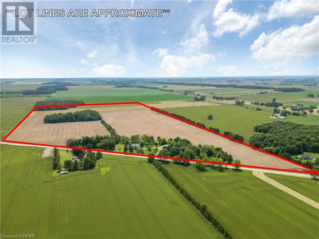 6407 Whalen Line, Lucan Biddulph (Twp), Ontario N0M 1K0 (27057762