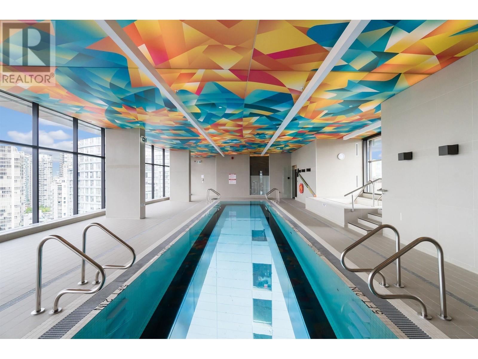 Listing Picture 14 of 18 : 1609 68 SMITHE STREET, Vancouver / 溫哥華 - 魯藝地產 Yvonne Lu Group - MLS Medallion Club Member