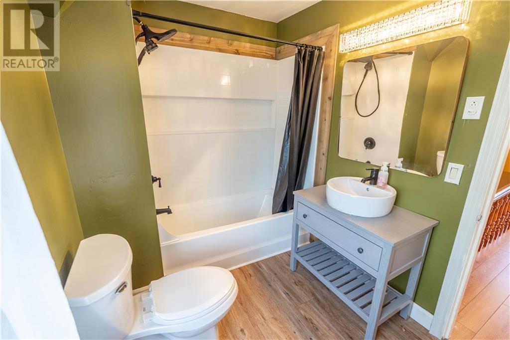 27 Elm Street, Cornwall, Ontario  K6J 1E6 - Photo 6 - 1398321