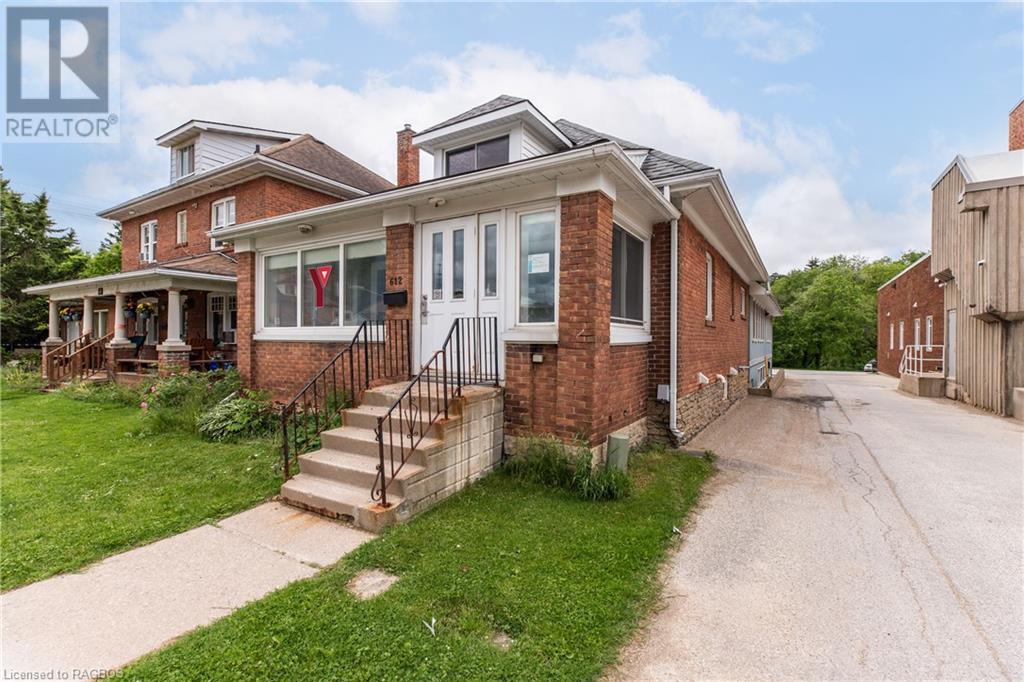 612 2nd Avenue E, Owen Sound, Ontario  N4K 2G8 - Photo 1 - 40587408